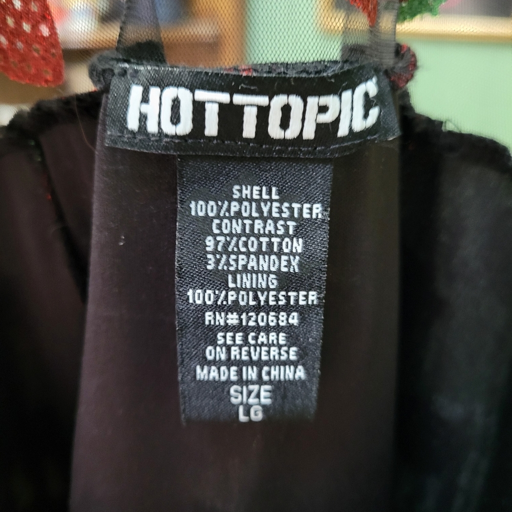 Hottopic glittery strawberry dress - Picture 4 of 4